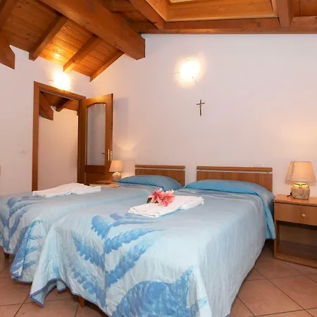 San Siro Sleeps 5 Wifi *